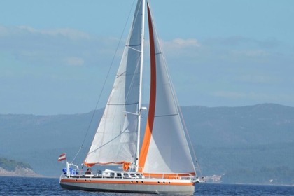 Alquiler Velero Meta JPB 52 voilier unique au monde Ibiza