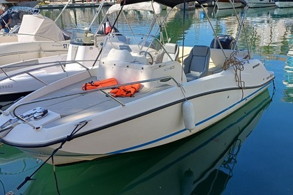 Location Bateau à moteur Quicksilver 605 sundeck Fréjus