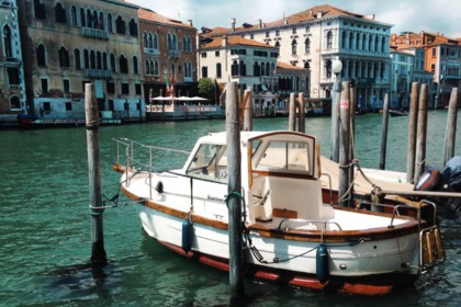 Ενοικίαση Σκάφος χωρίς δίπλωμα  Sciallino e Patruno Sciallino 20 Βενετία