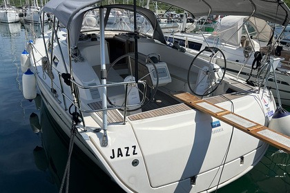 Charter Sailboat Bavaria Yachtbau Bavaria Cruiser 41 - 3 cab. Punat