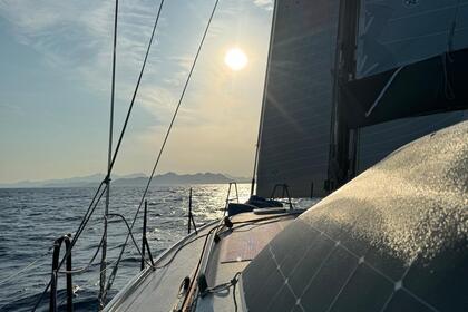 Miete Segelboot Jpk 39 fast cruiser Méditerranée