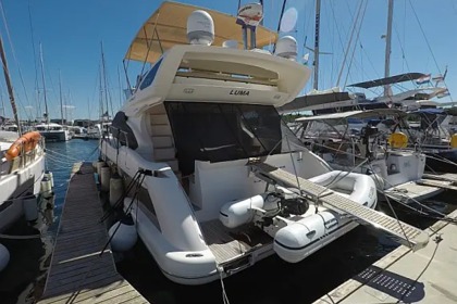 Verhuur Motorboot  Azimut 47 Fly Šibenik