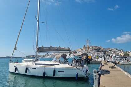 Charter Sailboat Jeanneau Sun Odissey 44.9 Ibiza