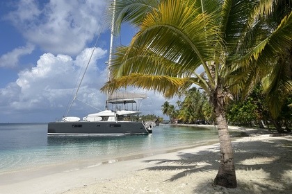 Rental Catamaran Lagoon Lagoon 52F San Blas Islands