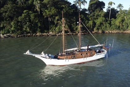 Aluguel Veleiro Belíssima Escuna Florianópolis