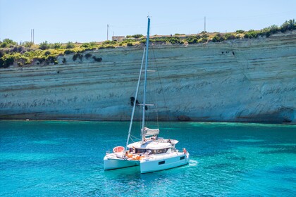 Aluguel Catamarã Lagoon Lagoon  43 Msida