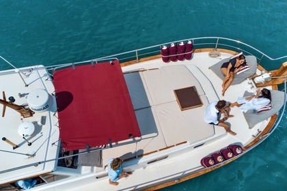 Location Bateau à moteur Menorquin Yacht 120 Portimão