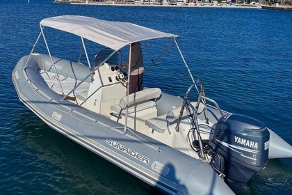Rental Motorboat Zodiac Sunrider Saint-Tropez