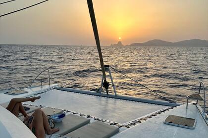 Alquiler Catamarán Fountaine Pajot Helia 44 Santa Pola