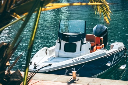 Rental Motorboat SAXDOR 200 PRO SPORT Croatia