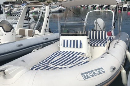 Czarter Ponton RIB Zodiac Medline 2 Compact Sari-Solenzara