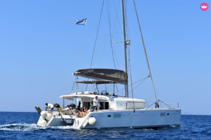 Charter Catamaran Lagoon 450 Santorini