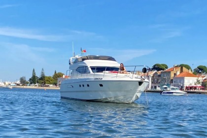 Aluguel Iate a motor Azimut 43 Lisboa