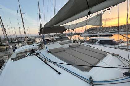 Hire Catamaran Lagoon Lagoon 450f Naples