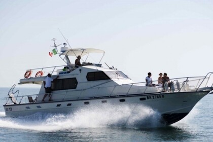 Rental Motorboat Della Pasqua fly deck 15 mt La Spezia
