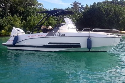 Hire Motorboat BENETEAU Flyer 6.6 Spacedeck Le Gosier