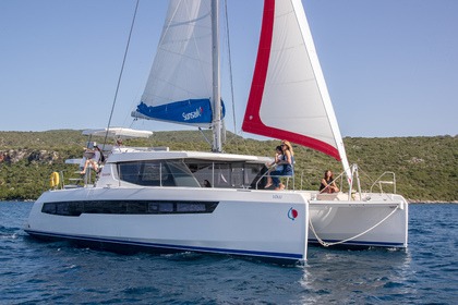 Charter Catamaran  Sunsail 454L Antigua and Barbuda
