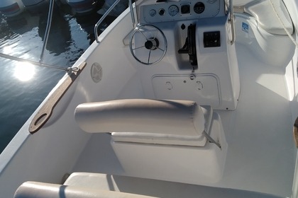 Rental Motorboat Fisher 17 Okrug Gornji