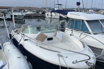 Rental Motorboat Jeanneau Cap Camarat 625 Wa Sainte-Maxime