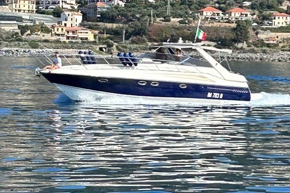 Hire Motorboat Sunseeker 39 martinique Santo Stefano al Mare