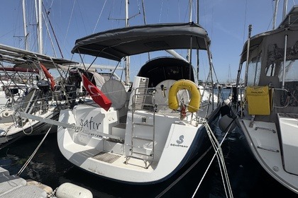 Charter Sailboat  Beneteau Oceanis 40 Safir Fethiye