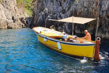 Verhuur Motorboot Aprea mare Gozzo Capri