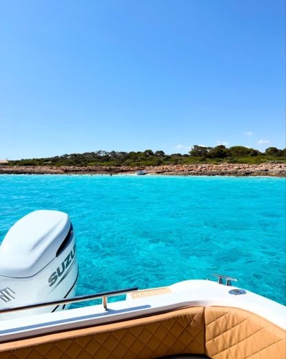 Platja des Trenc Motorboat Saver 750wa hardtop alt tag text