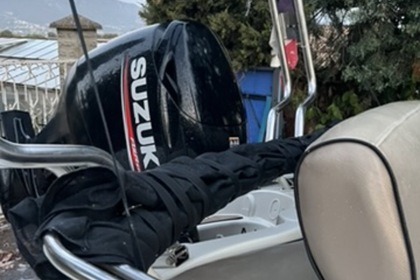 Location Semi-rigide Zodiac Medline Ii Ajaccio