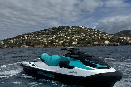 Hire Jet ski Seadoo Gtx 130 Audio Les Issambres