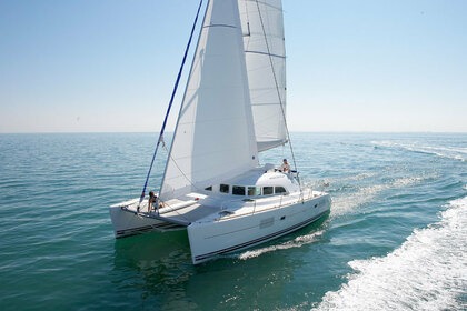 Rental Catamaran LAGOON 38 Costa Tropical