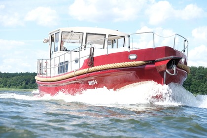 Noleggio Yacht a motore Motoryacht 12m Terra dei laghi del Meclemburgo