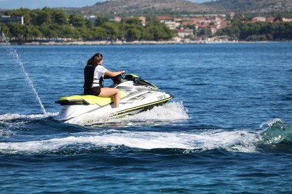 Miete Jet-Ski YAMAHA VX Tribunj