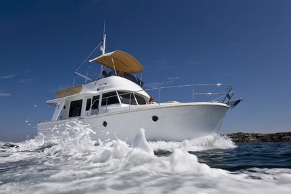 Rental Motorboat BENETEAU SWIFT TRAWLER 34 Ajaccio