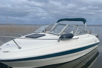 Location Bateau à moteur Bayliner Capri Cuddy 1802 Biscarrosse