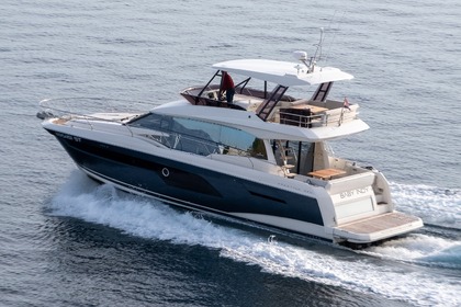 Hire Motor yacht  Prestige 520 Fly  Podstrana