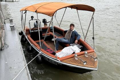 Hire Motorboat SKYLLA 500 Paris