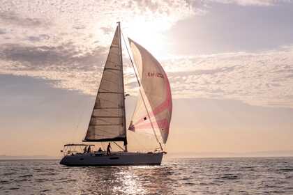Charter Sailboat Jeanneau Sun Odyssey 44i La Paz