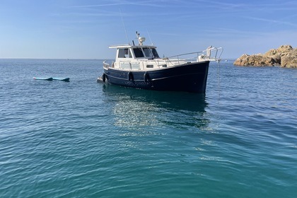 Verhuur Motorboot Menorquin 100 Blanes