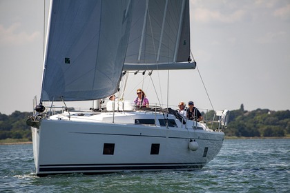 Rental Sailboat Hanse Hanse 418 Hamble-le-Rice