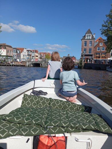 Λάιντεν Motorboat Crescent 450 alt tag text