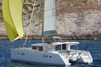 Charter Catamaran  Lagoon 400 S2 Volos