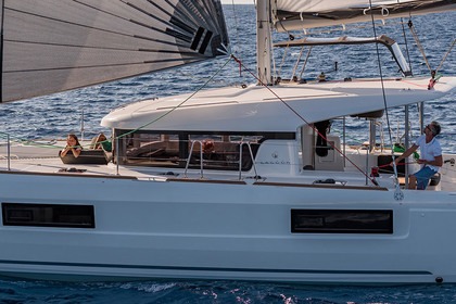 Чартер Катамаран  Lagoon 40 Каштел-Гомилиця