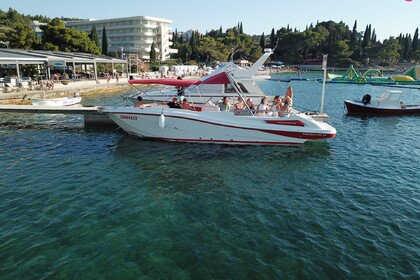 Rental Motorboat Mercan Parasailing 34 Dubrovnik