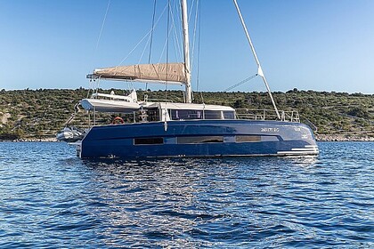 Rental Catamaran  Dufour 48 Catamaran Primošten