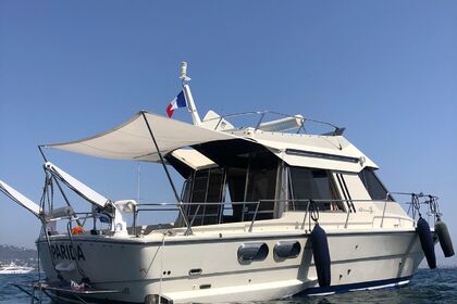Charter Motorboat Riva 34 summertime Golfe Juan