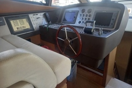 Alquiler Yate a motor Ferretti Altura 690 Mónaco