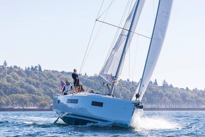 Чартер Парусная яхта  Sun Odyssey 440 Кастелламмаре-ди-Стабия