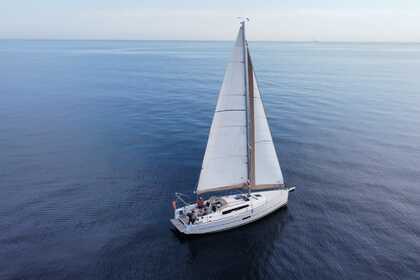 Rental Sailboat Dufour yacht 350 Grand Large Marseille