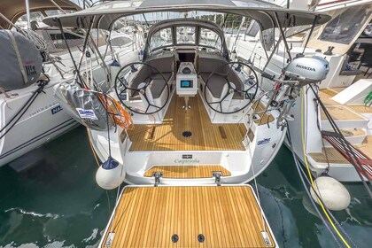Ενοικίαση Ιστιοπλοϊκό σκάφος Bavaria Yachtbau Bavaria Cruiser 37 - 3 cab. Πούλα