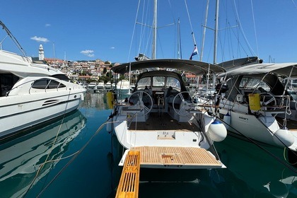 Hire Sailboat Elan Elan Impression 40 Novi Vinodolski